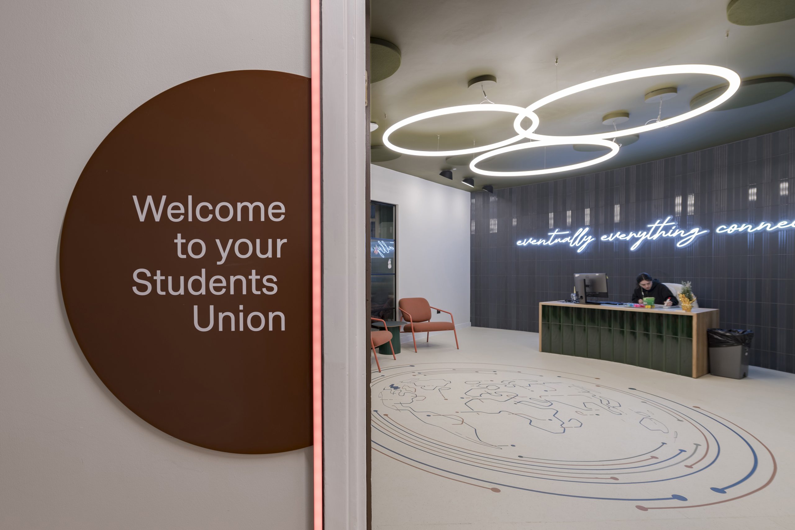 FORBO FLOORING USES 98% NATURAL RAW MATERIALS IN SOAS STUDENT HUB REFURBISHMENT