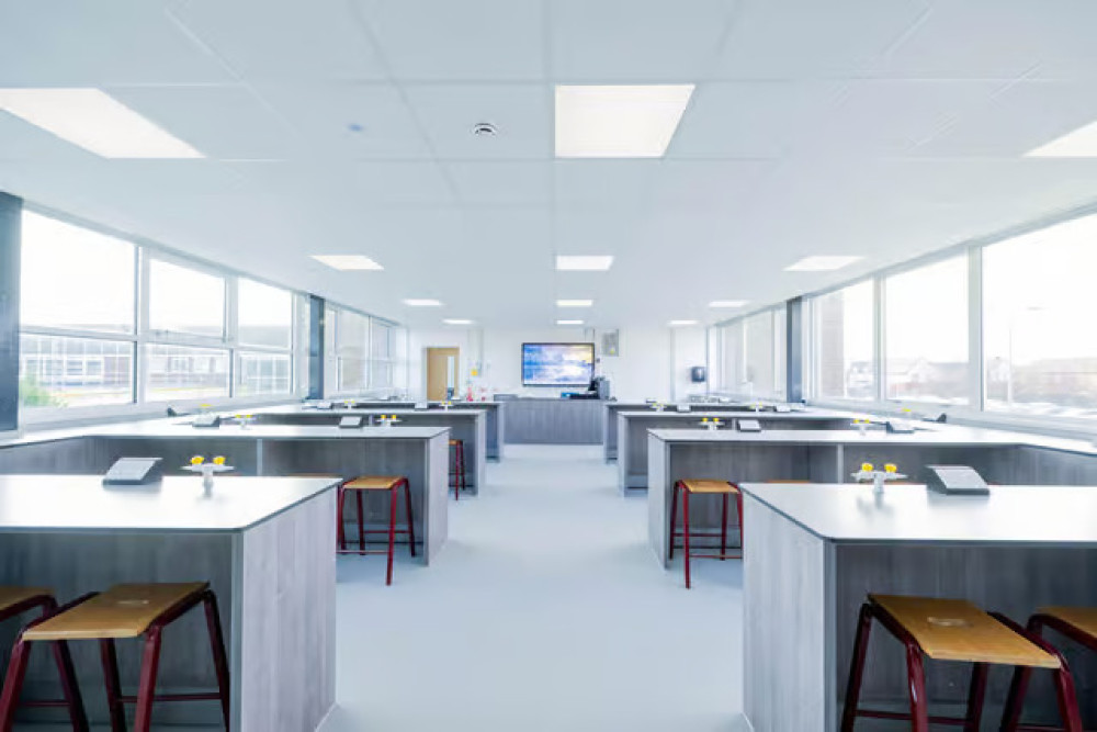 STEPNELL HANDING BACK WARWICK SCHOOL BUILDINGS TWO YEARS AFTER ASBESTOS FOUND