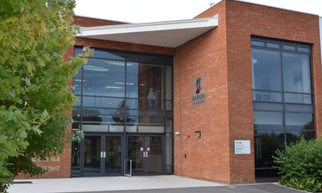 MAJOR 600 PLACE EXPANSION AT SARUM ACADEMY WITH NEW SCIENCE AND SPORTS FACILITIES