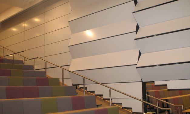 SKYFOLD PARTITIONS DIVIDE BELFAST UNIVERSITY LECTURE THEATRE