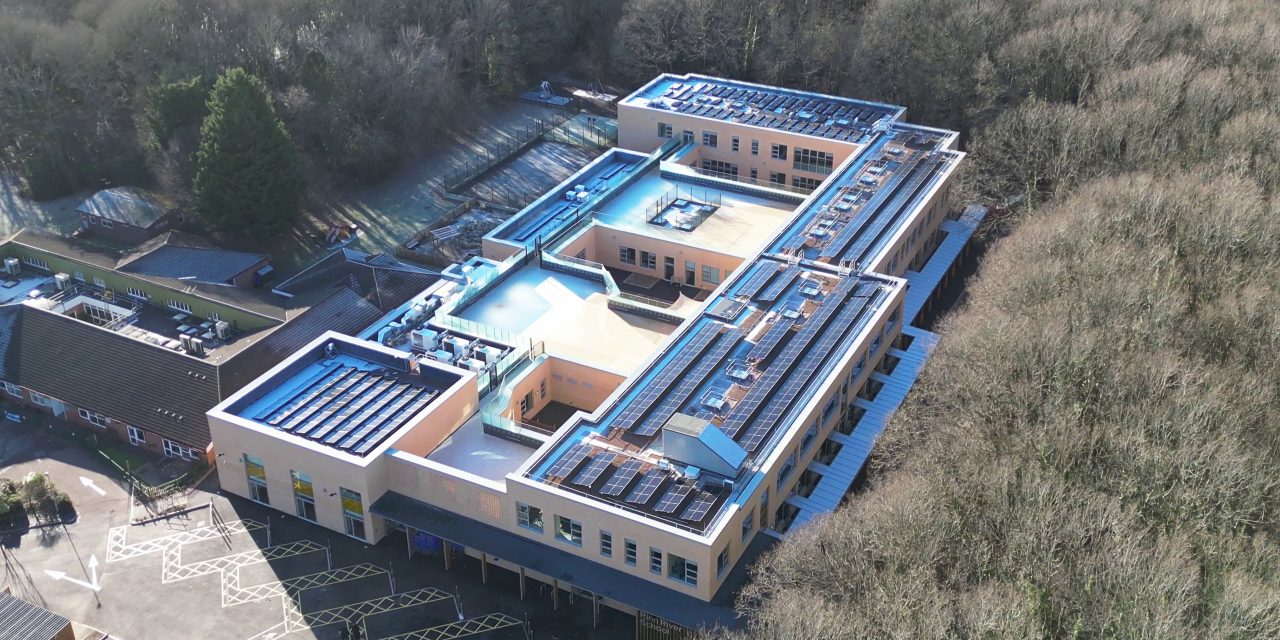 BAUDER SUCCESSFULLY DELIVERS AMBITIOUS FLAT ROOF PROJECT FOR SEND SCHOOL